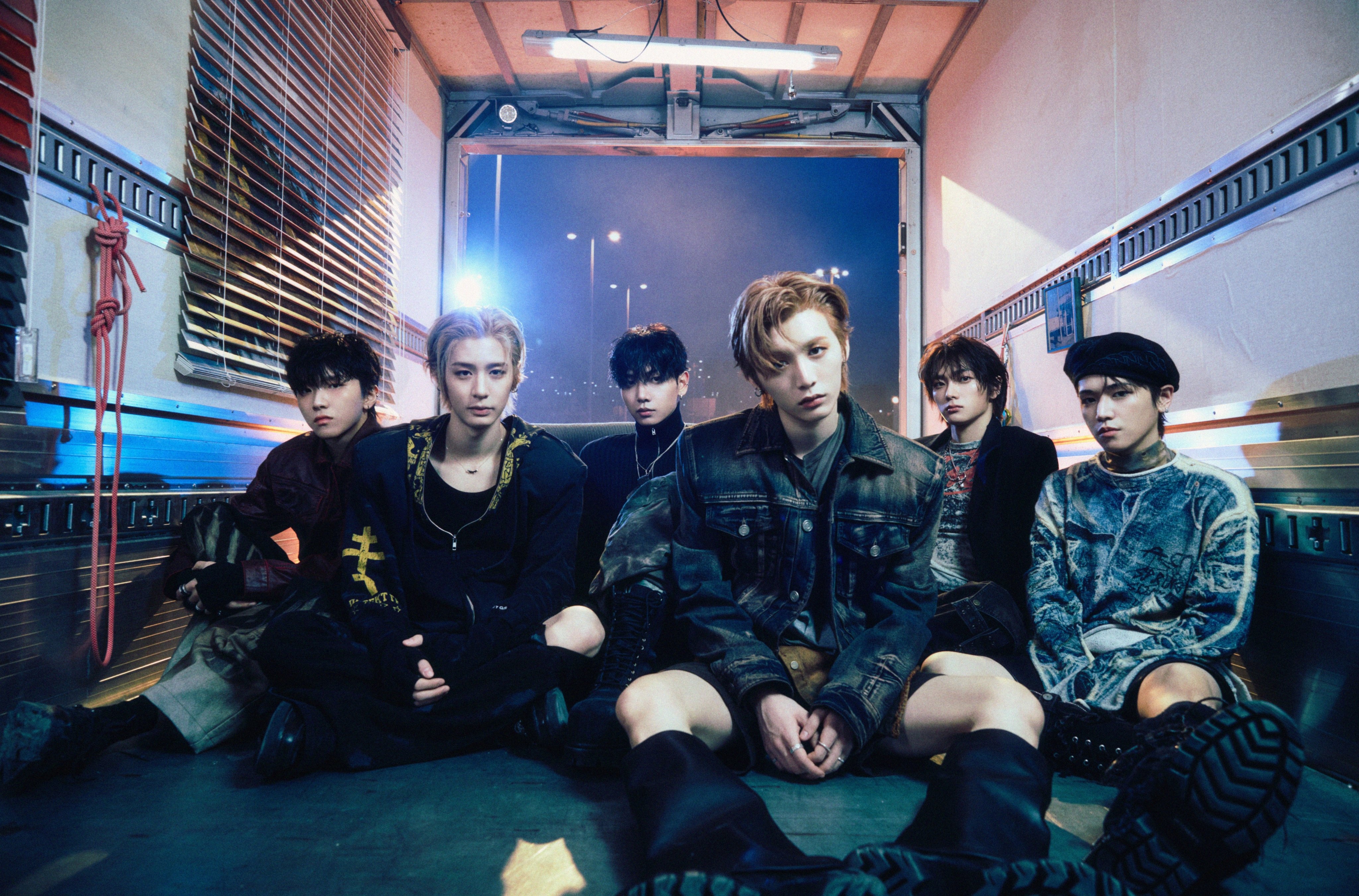 BOYNEXTDOOR BOYNEXTDOOR