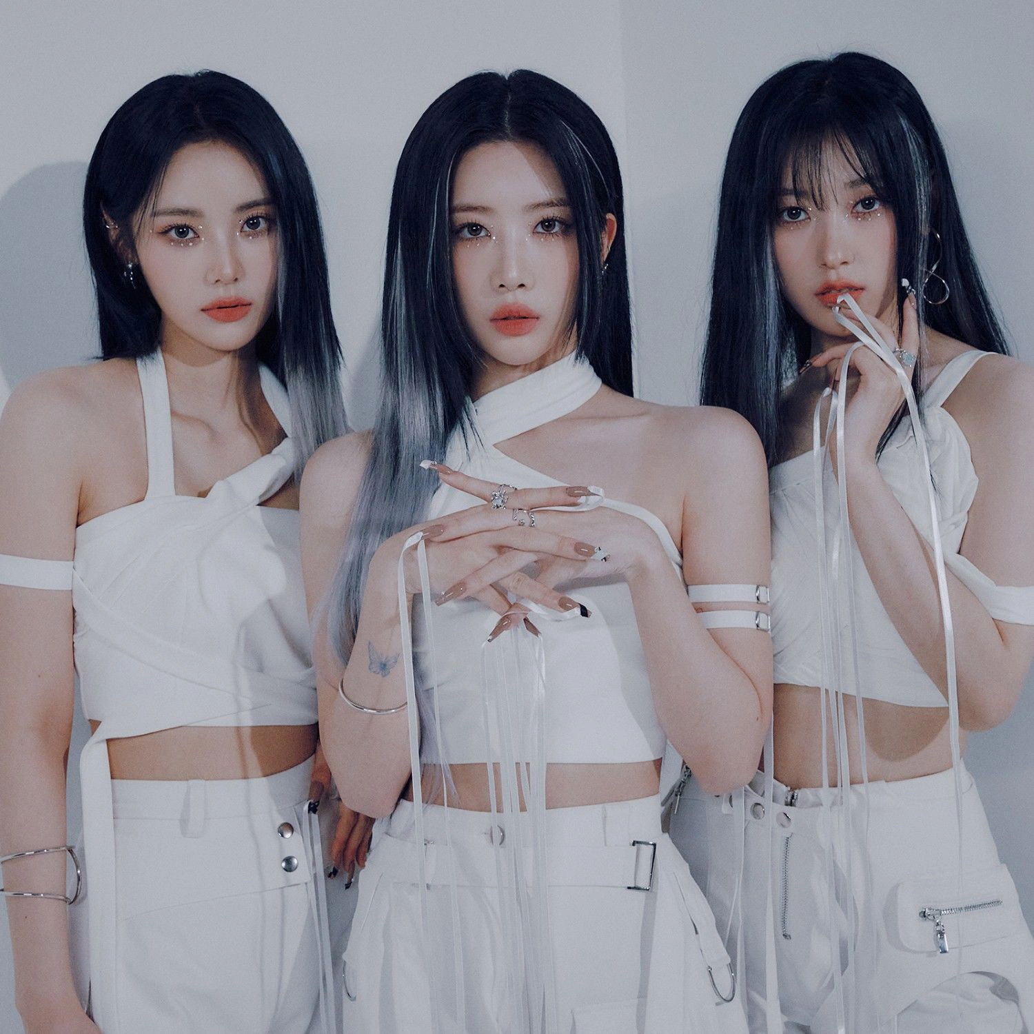 ODD EYE CIRCLE ODD EYE CIRCLE