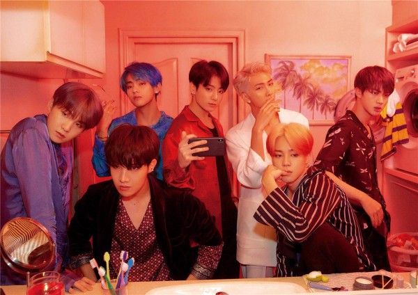 BTS - Persona Love Yourself Official Poster (62x45cm)